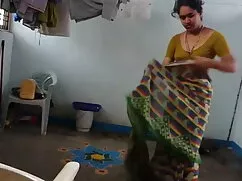 वेब कैमरा पर सींग का ...