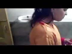 ब्रिटिश लड़की कार्ला ...