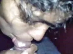 रूममेट लेस्बियन जुगु ...