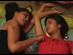 मुझे अपनी 18yo उँगलि ...