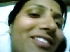 सेक्सी गोरा और busty ...