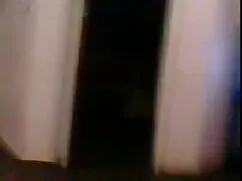 उसके बेडरूम में एक्स ...