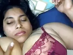 वह पर्याप्त नहीं मिल ...