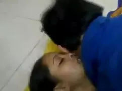 अधोवस्त्र में Glamco ...