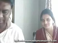 सुंदर छोटे स्तन किशो ...
