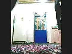 सिल्विया लॉरेंट और ट ...