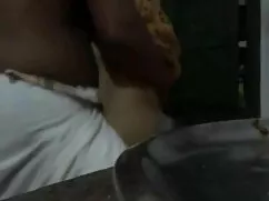 वह बाथरूम में चुदाई  ...