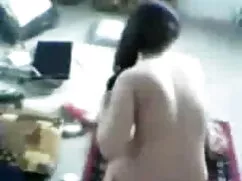 पतला गर्म किशोर एक क ...